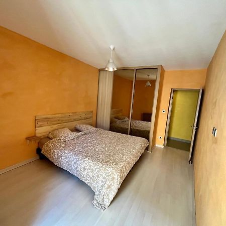 Appartement 2 Chambres - Lits King Size - Wifi - Baignoire Le Puy-en-Velay Esterno foto