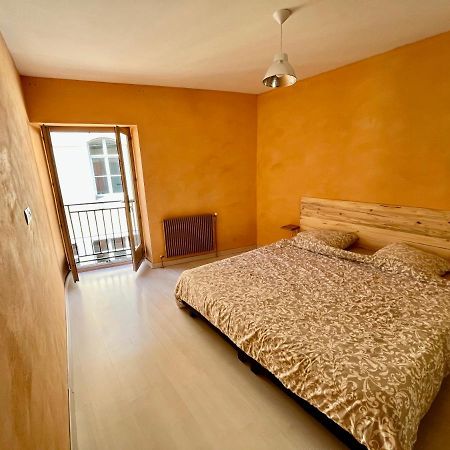 Appartement 2 Chambres - Lits King Size - Wifi - Baignoire Le Puy-en-Velay Esterno foto