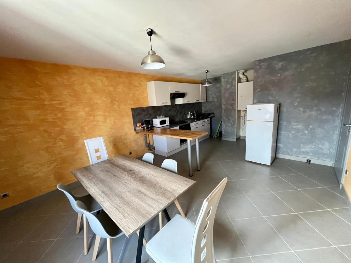 Appartement 2 Chambres - Lits King Size - Wifi - Baignoire Le Puy-en-Velay Esterno foto